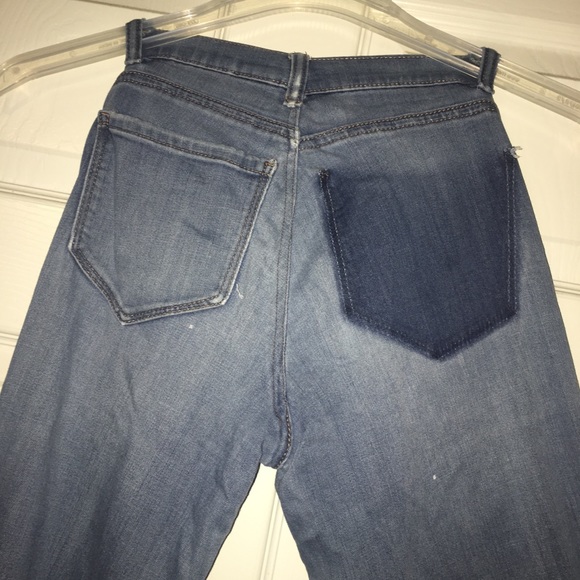 DISTRESSED BLUE JEANS - Picture 5 of 5